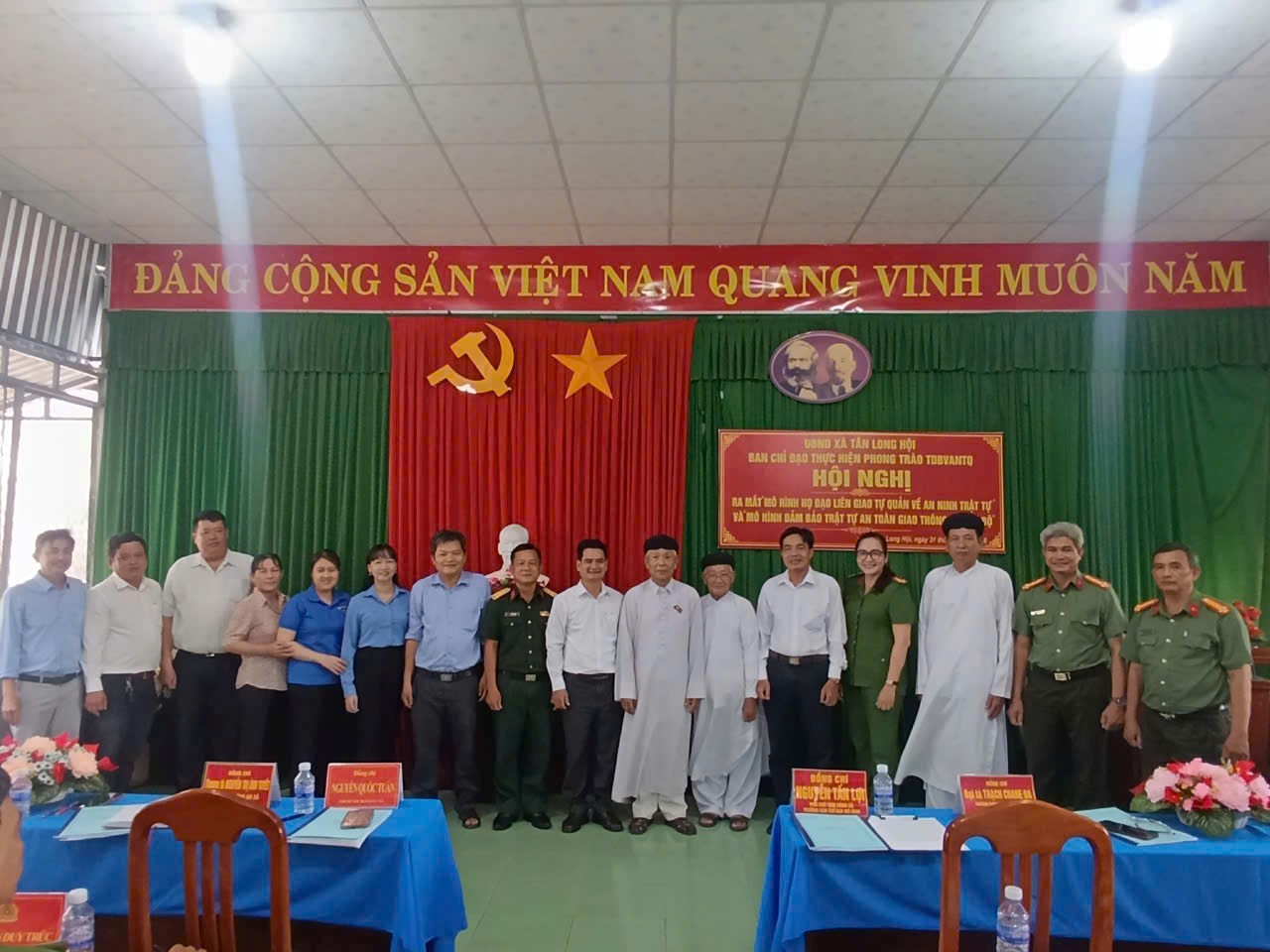 Xã Tân Long Hội ra mắt
 mô hình “Họ đạo Liên Giao tự quản về an ninh, trật tự” và mô hình “Đảm bảo trật tự an toàn giao thông đường bộ”
